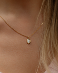 BEZEL FRESHWATER PEARL NECKLACE